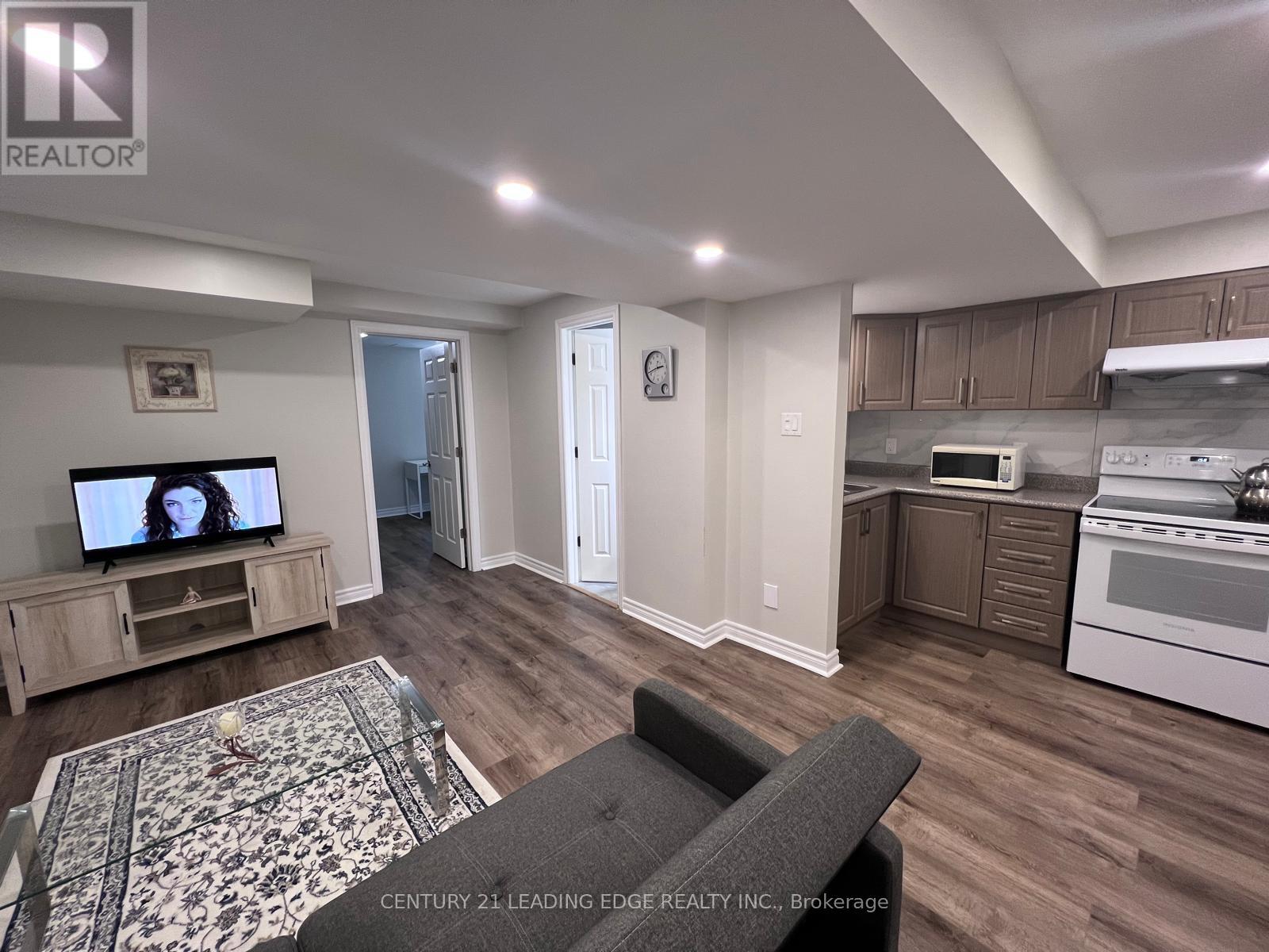 Semi-Detached/Link at BSMT - 109 HARVEST HILLS BOULEVARD, East Gwillimbury