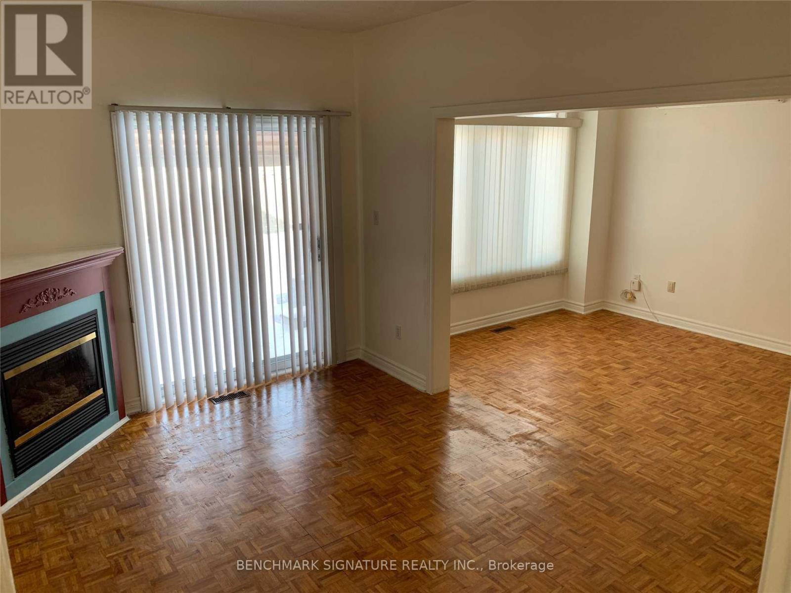 Semi-Detached/Link at 102 GREENSBORO DRIVE, Markham