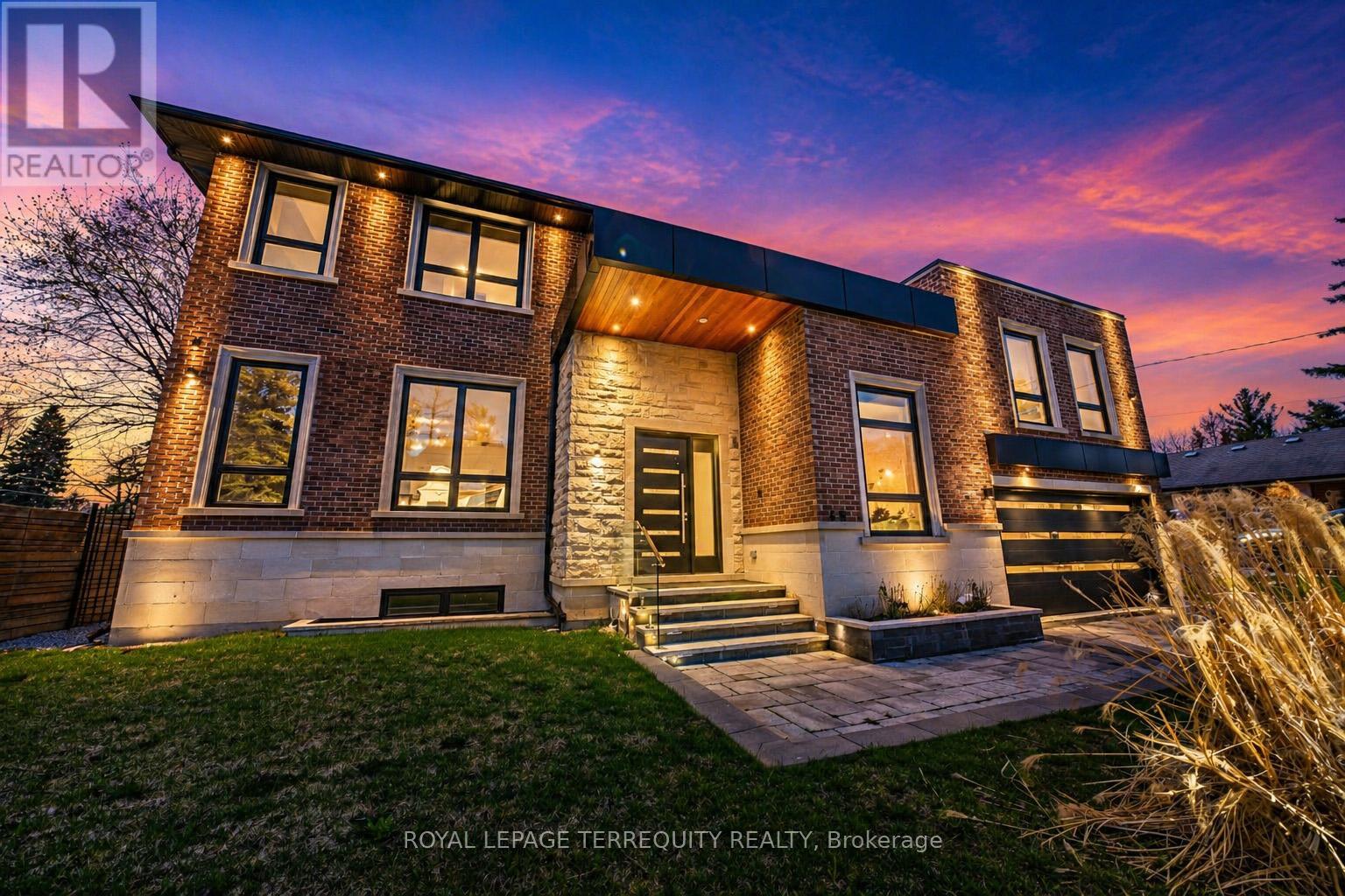Detached at 45 SEATON DRIVE, Aurora (Aurora Highlands)