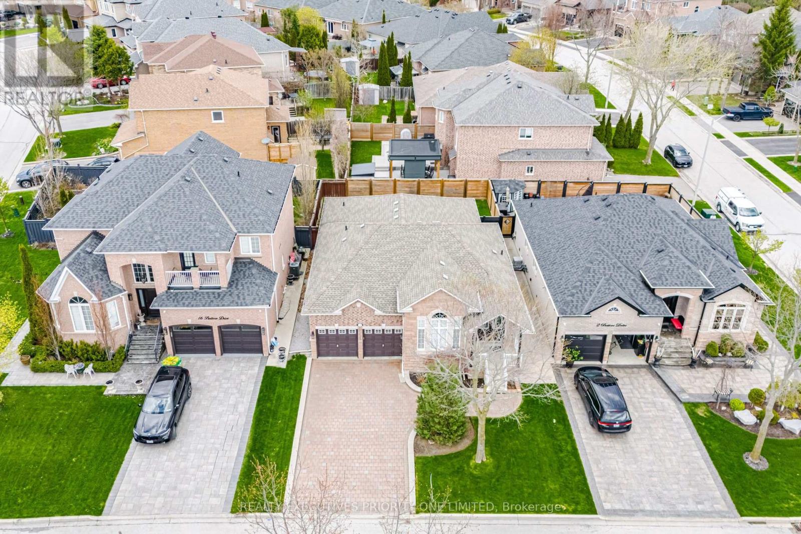 Detached at 10 BOTTERO DRIVE, Vaughan