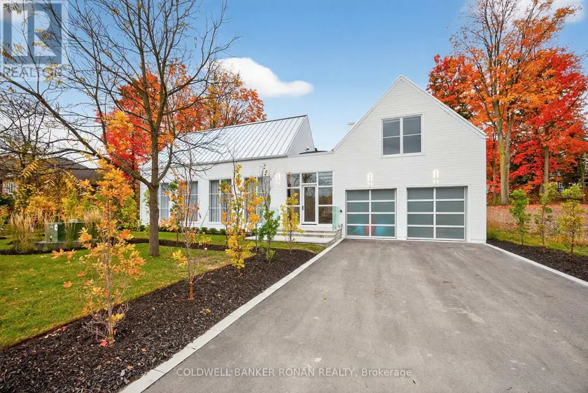 Detached at 9 GRAY AVENUE, New Tecumseth