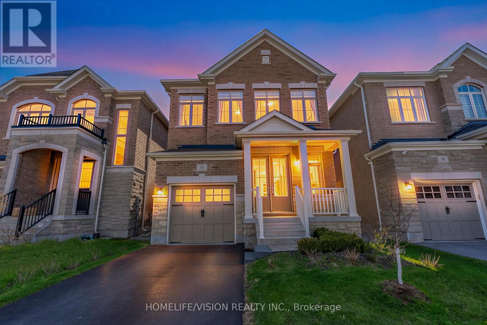 Detached at 35 PINE HILL CRESCENT, Aurora (Aurora Estates)