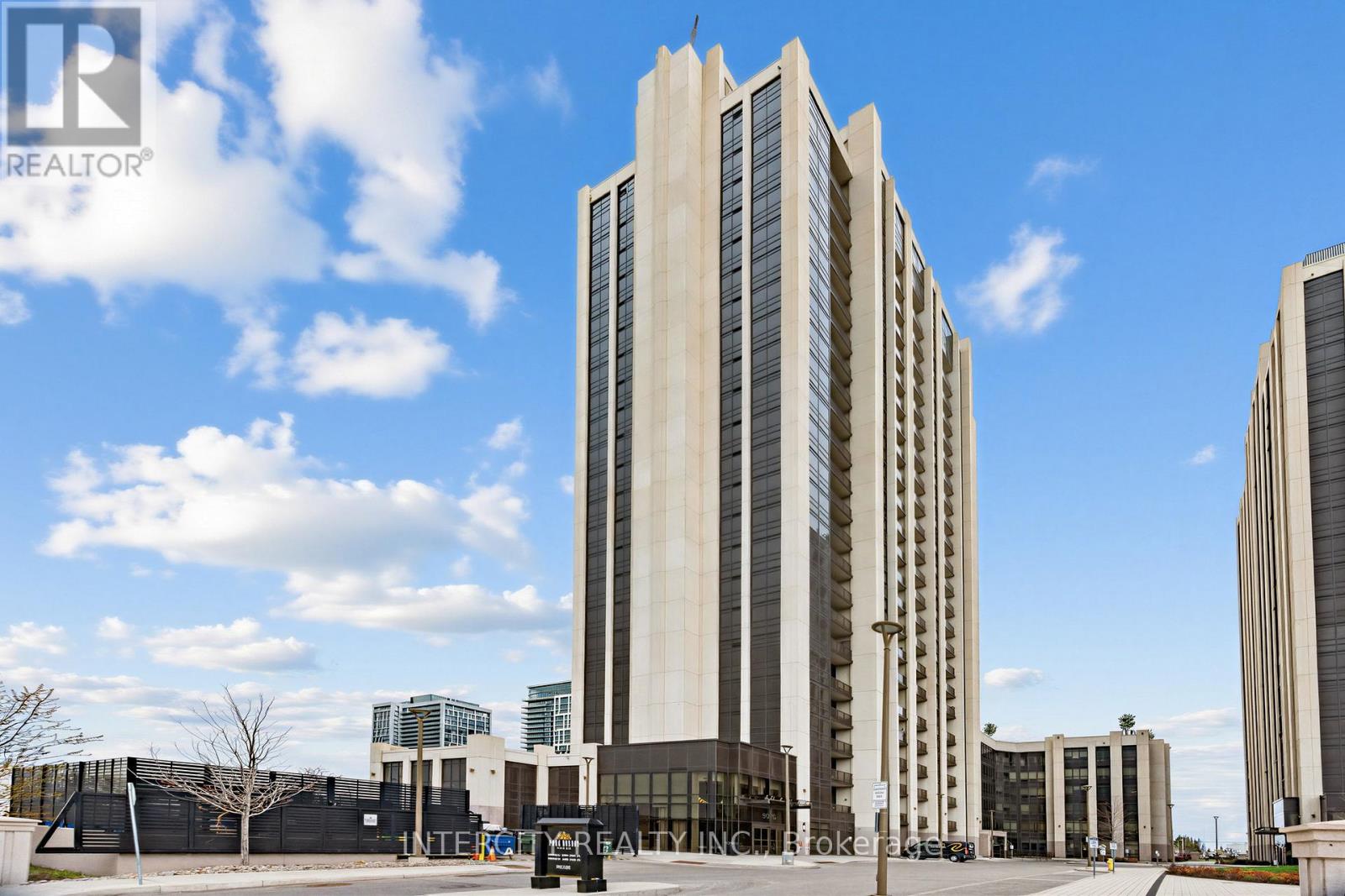Apartment at 210 - 9075 JANE STREET, Vaughan (Concord)