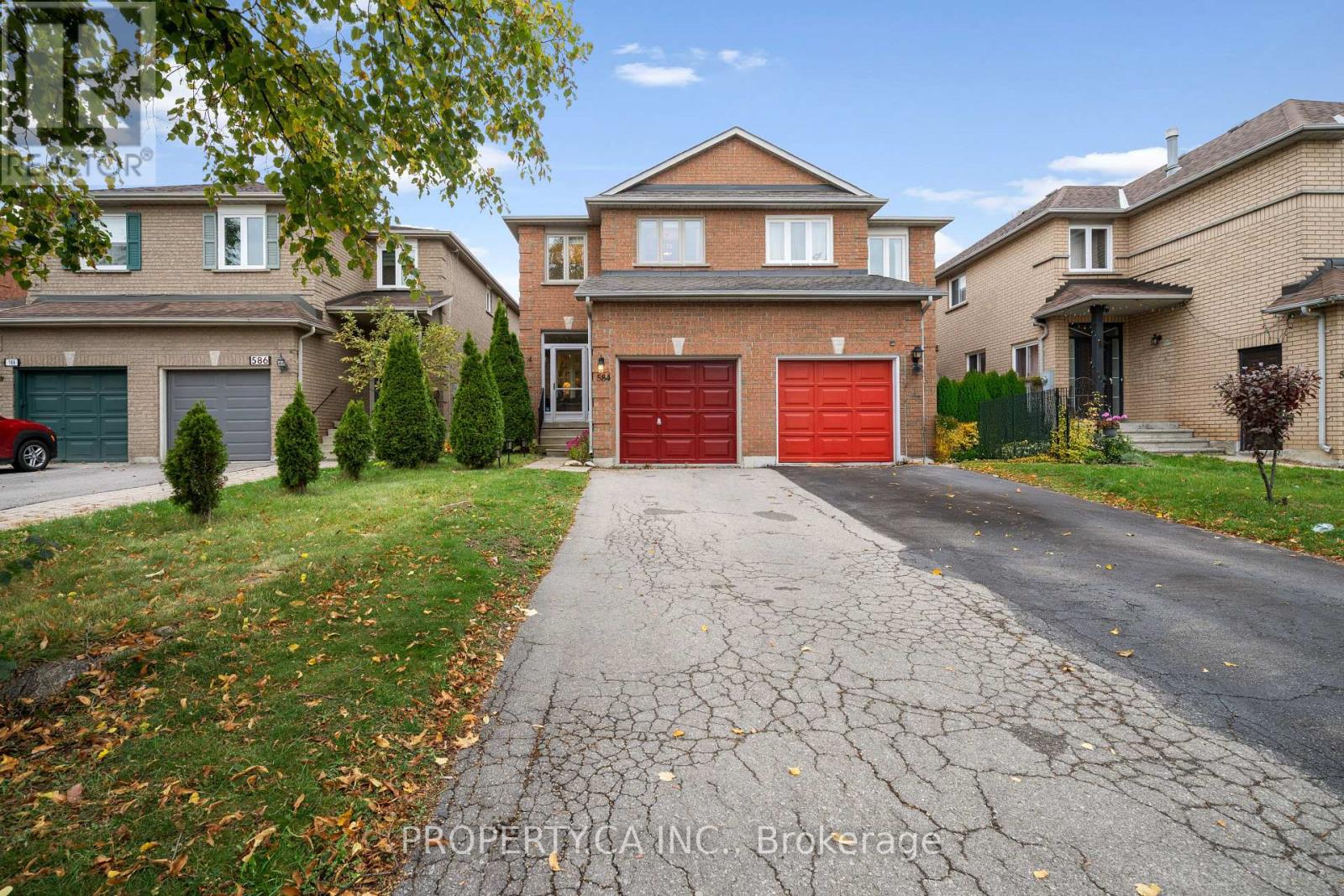 Semi-Detached/Link at 584 WILLOWICK DRIVE, Newmarket