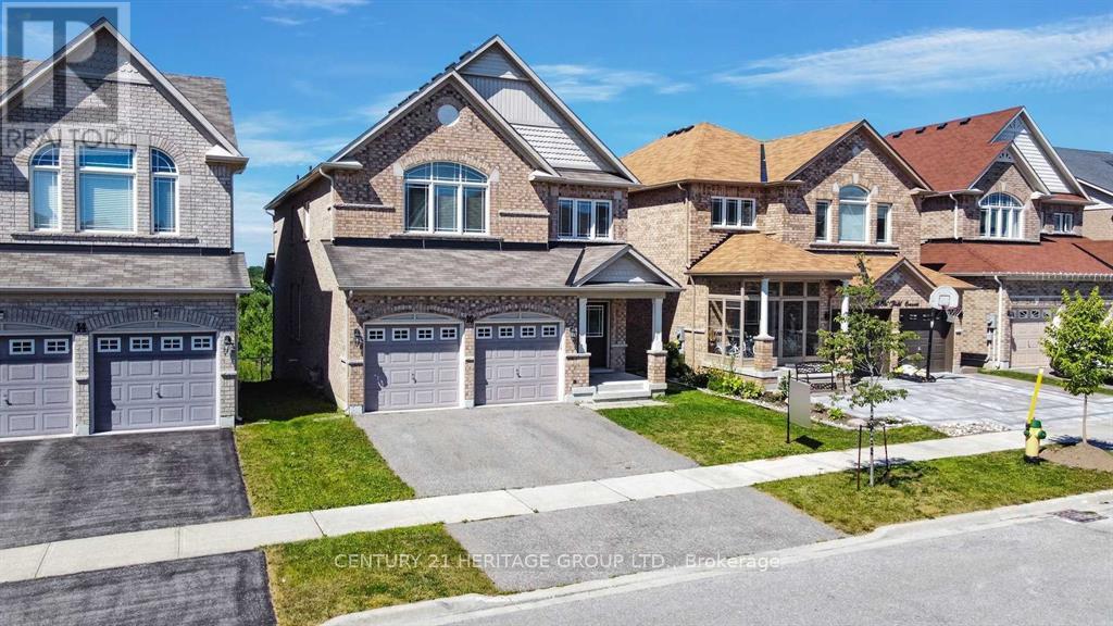 Detached at BASEMENT UNIT - 16 OLD FIELD CRESCENT, East Gwillimbury
