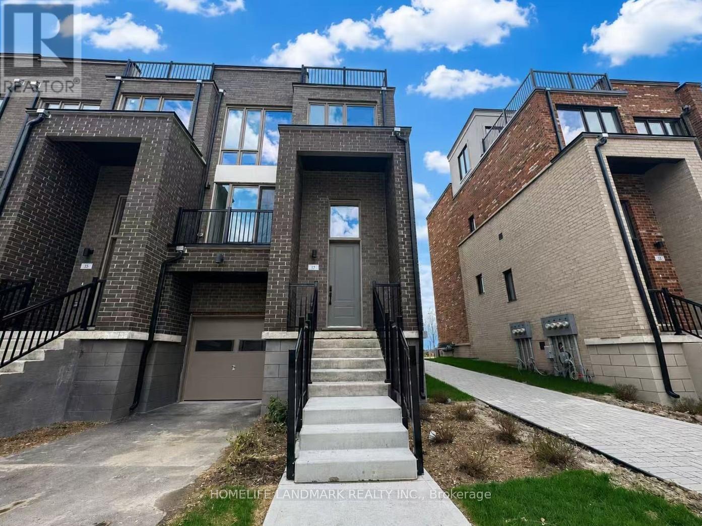Townhouse at 17 BANCROFT LANE, Richmond Hill (Jefferson)