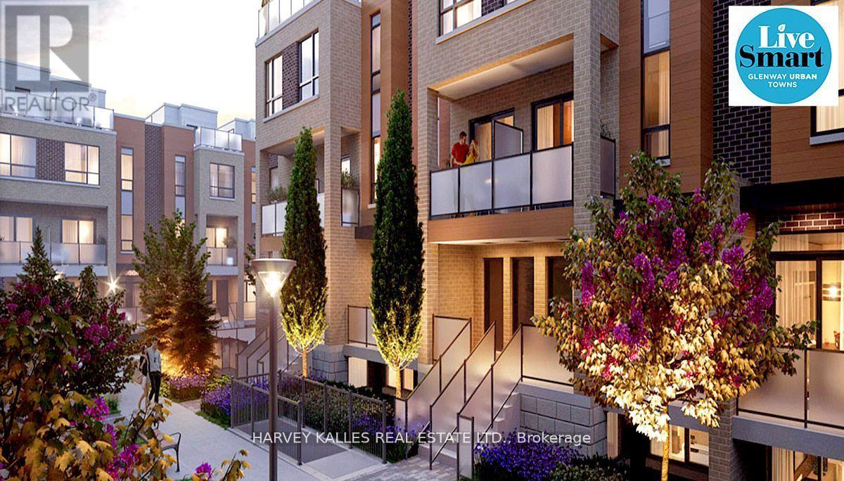 Townhouse at 21 - 17 LYTHAM GREEN CIRCLE, Newmarket