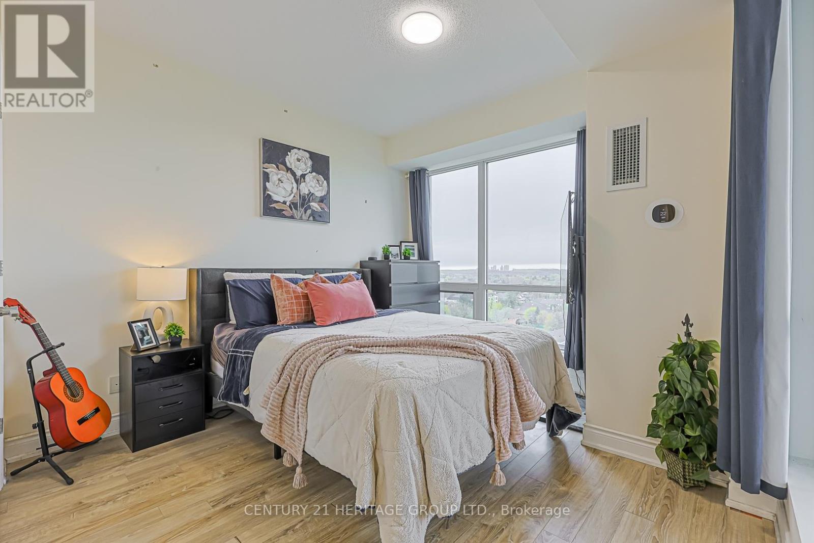 Apartment at 1002 - 9090 YONGE STREET, Richmond Hill