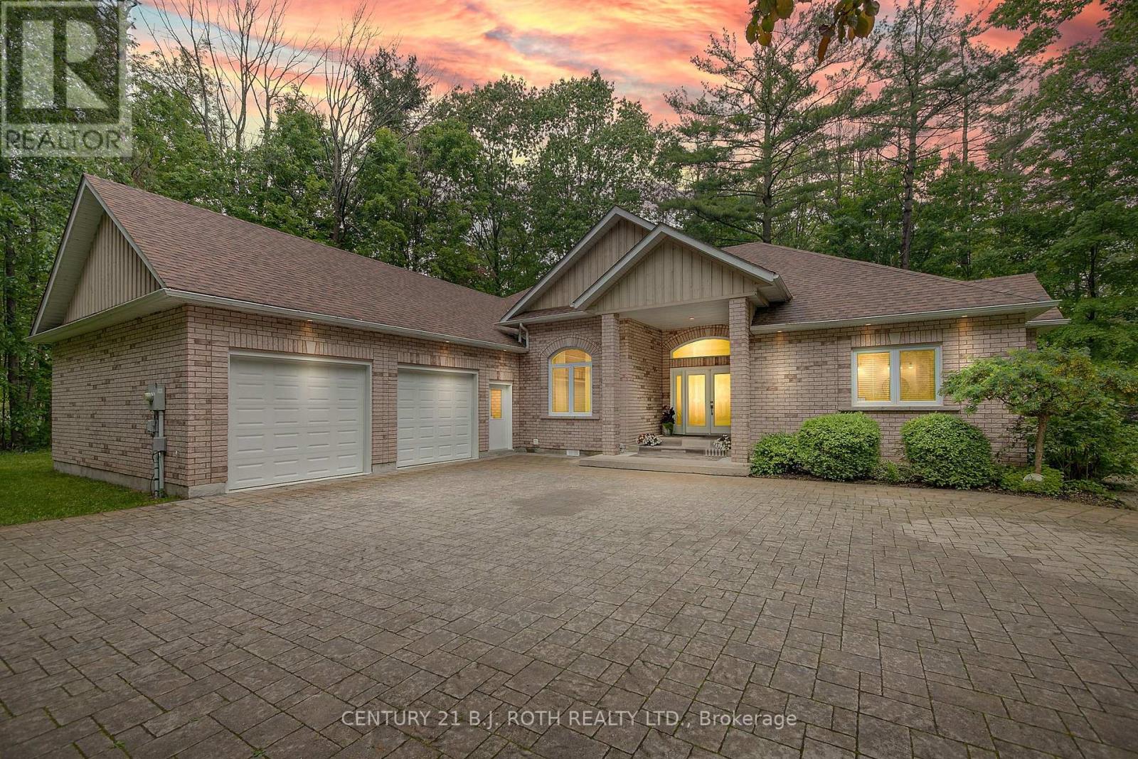 Detached at 3925 ALGOMA AVENUE, Innisfil