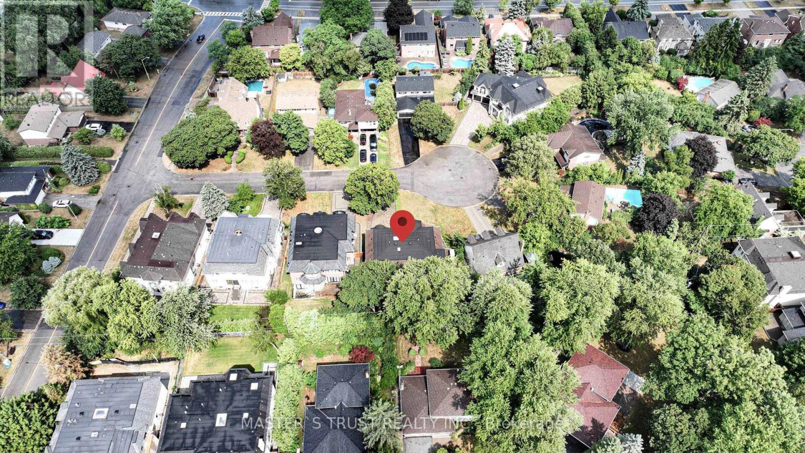 Detached at 7 TRUMPOUR COURT, Markham