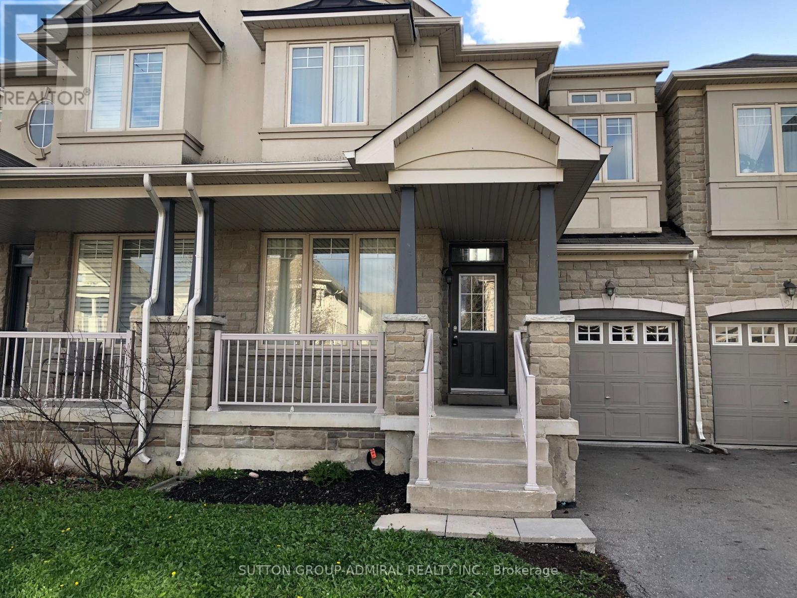 Townhouse at 4 STOOKES CRESCENT, Richmond Hill (Jefferson)