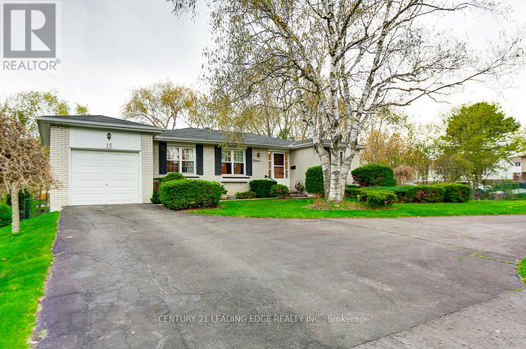 Detached at 15 BAKERDALE ROAD, Markham (Bullock)