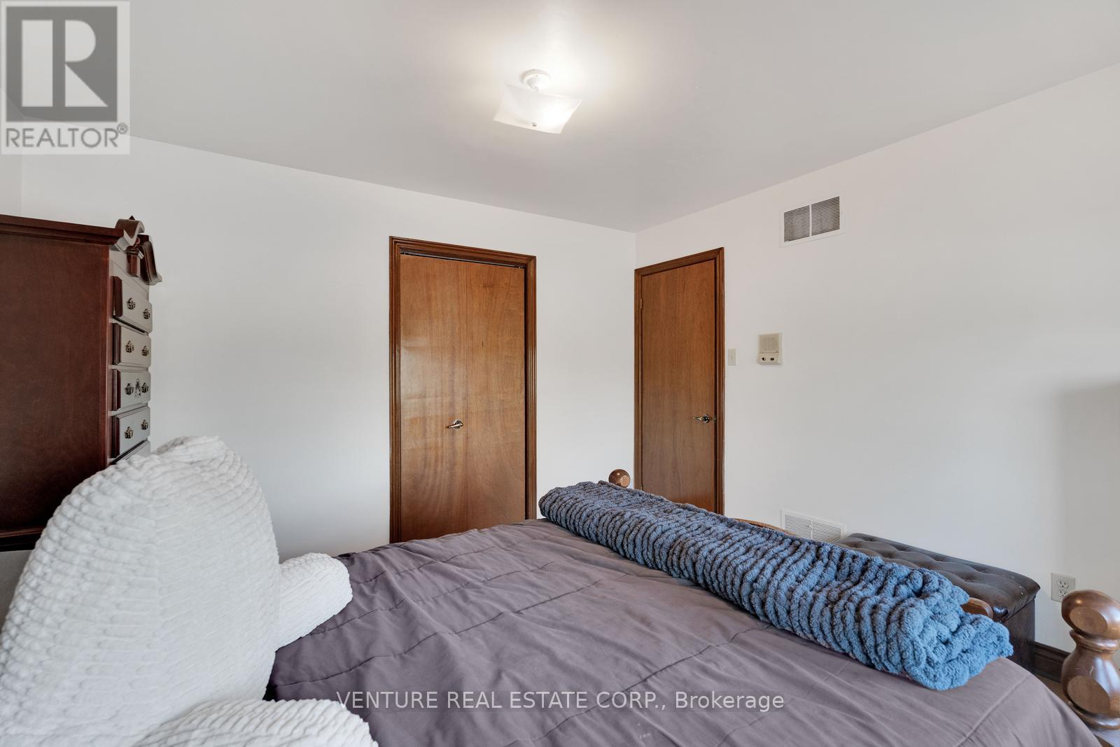 Detached at 83 JEANNE DRIVE, Vaughan