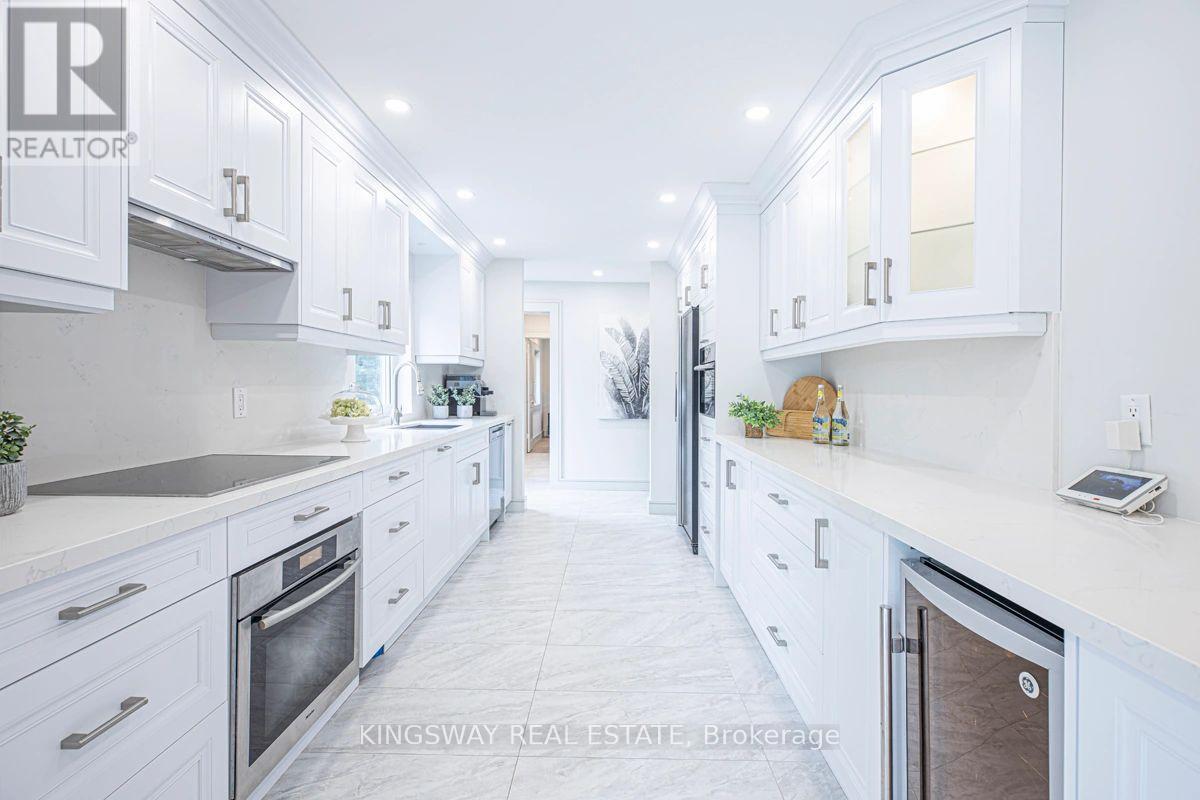 Detached at 850 ISOBEL AVENUE, Georgina