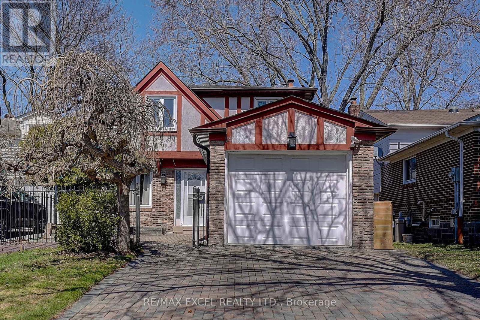Semi-Detached/Link at 28 HOLSWORTHY CRESCENT, Markham (German Mills)