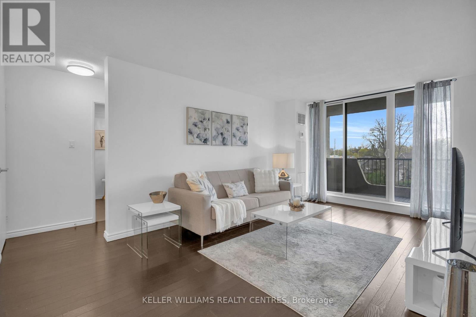 Apartment at 407 - 7811 YONGE STREET, Markham (Thornhill)
