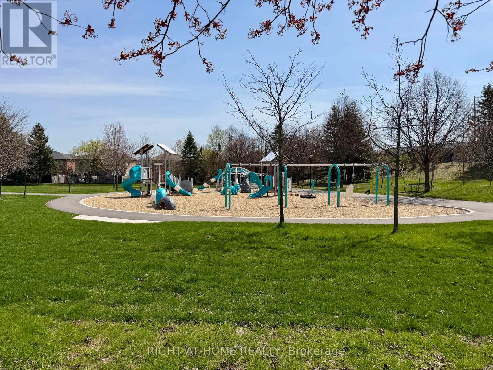 Semi-Detached/Link at 605 WILLOWICK DRIVE, Newmarket