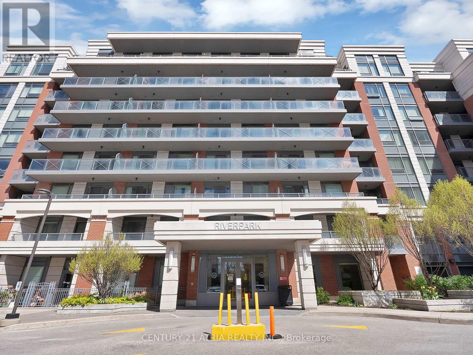 Apartment at 522 - 8228 BIRCHMOUNT ROAD, Markham (Unionville)