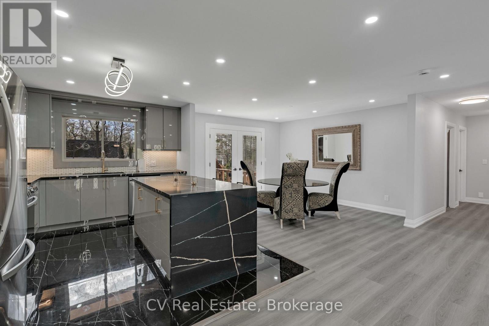 Detached at 3866 DIXON ROAD, Innisfil