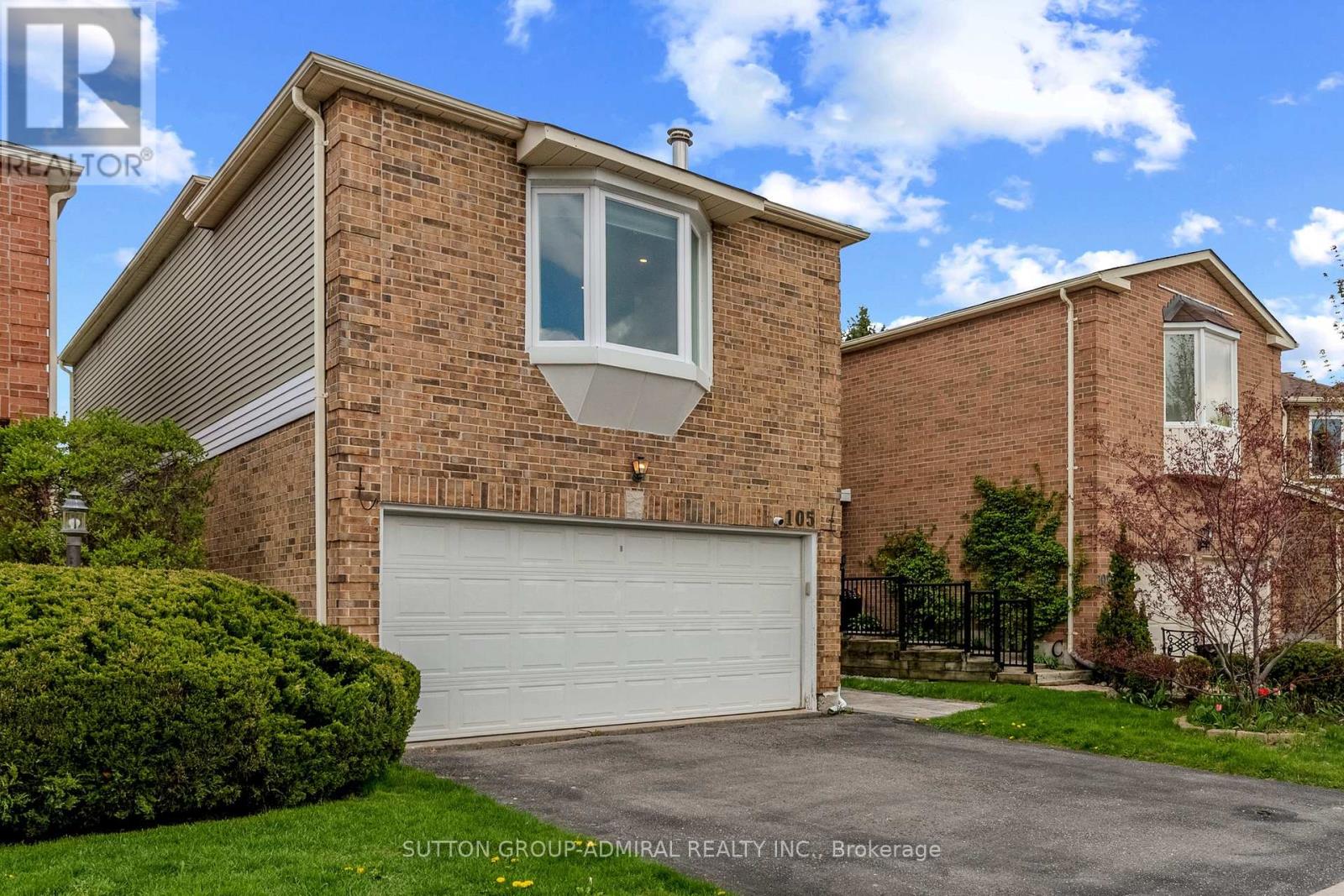 Detached at 105 CARL TENNEN STREET, Vaughan (Brownridge)