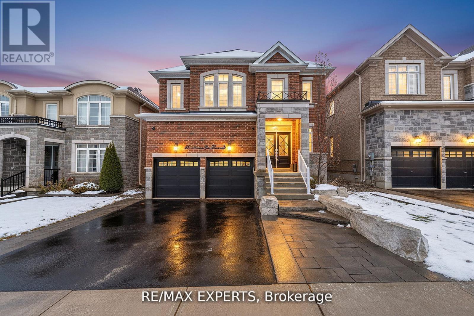 Detached at 48 MANOR GLEN CRESCENT, East Gwillimbury (Mt Albert)