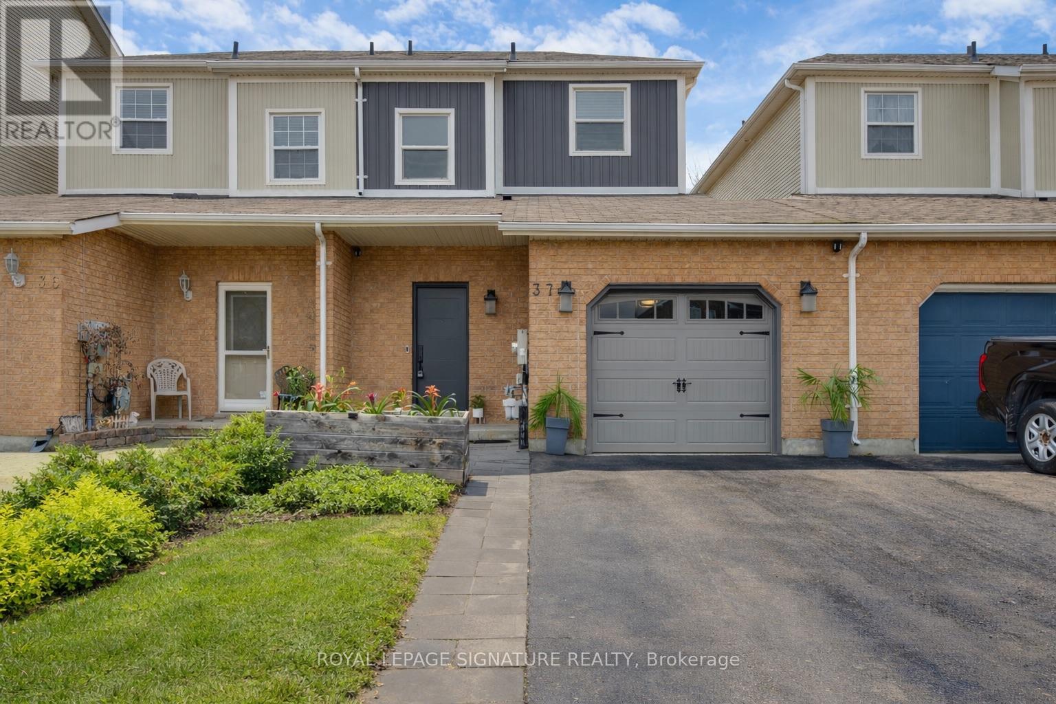 Townhouse at 37 WRENDALE CRESCENT, Georgina (Keswick South)