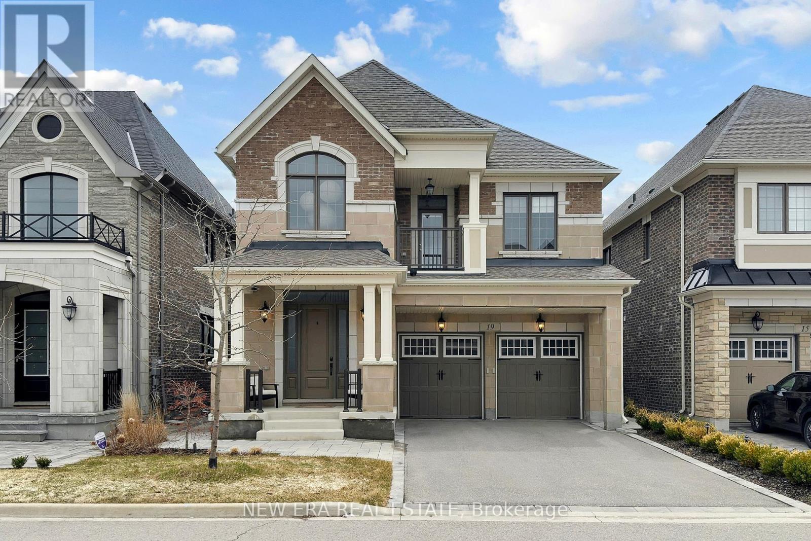 Detached at 19 HUGH MCCUTCHEON WAY, Vaughan (Kleinburg)