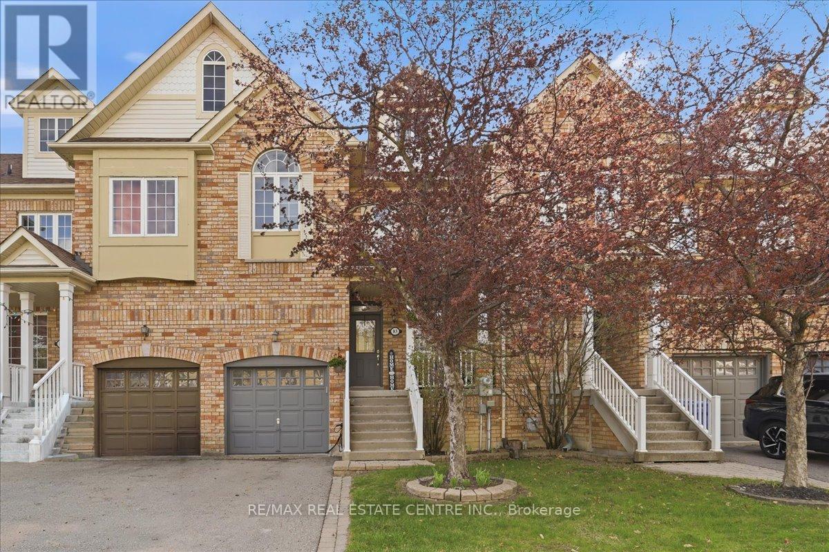 Townhouse at 83 LIMERIDGE STREET, Aurora (Bayview Wellington)