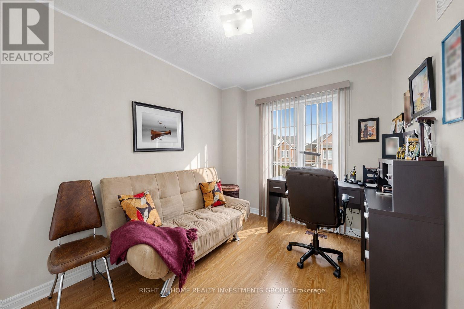 Semi-Detached/Link at 48 IDYLLWOOD AVENUE, Richmond Hill