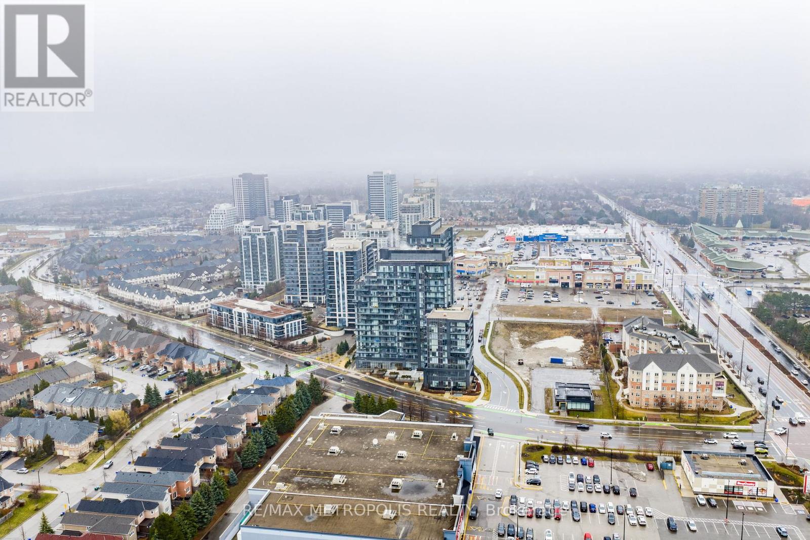 Apartment at 509W - 10 GATINEAU DRIVE, Vaughan (Beverley Glen)