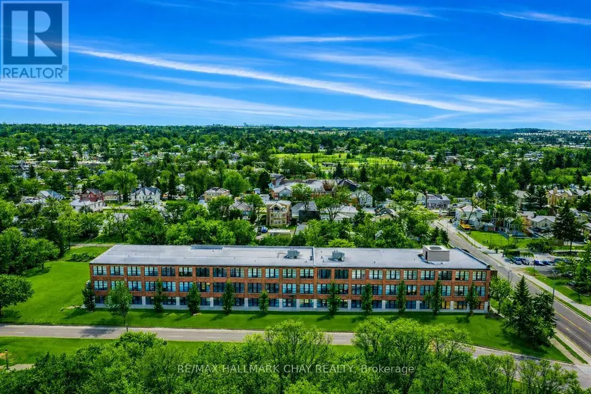 Apartment at 106 - 543 TIMOTHY STREET, Newmarket