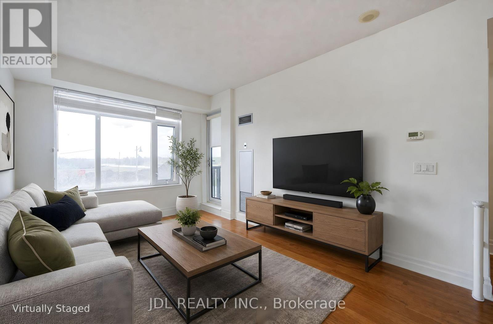 Apartment at 214 - 111 UPPER DUKE CRESCENT, Markham (Unionville)