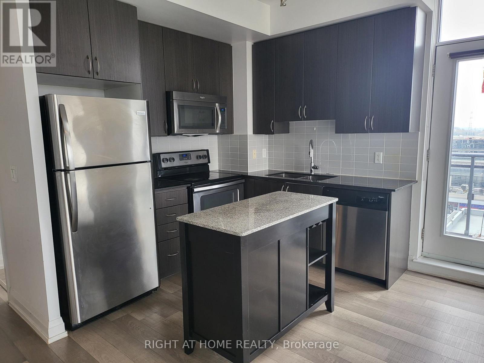 Apartment at 1021 - 370 HIGHWAY 7 E, Richmond Hill (Doncrest)