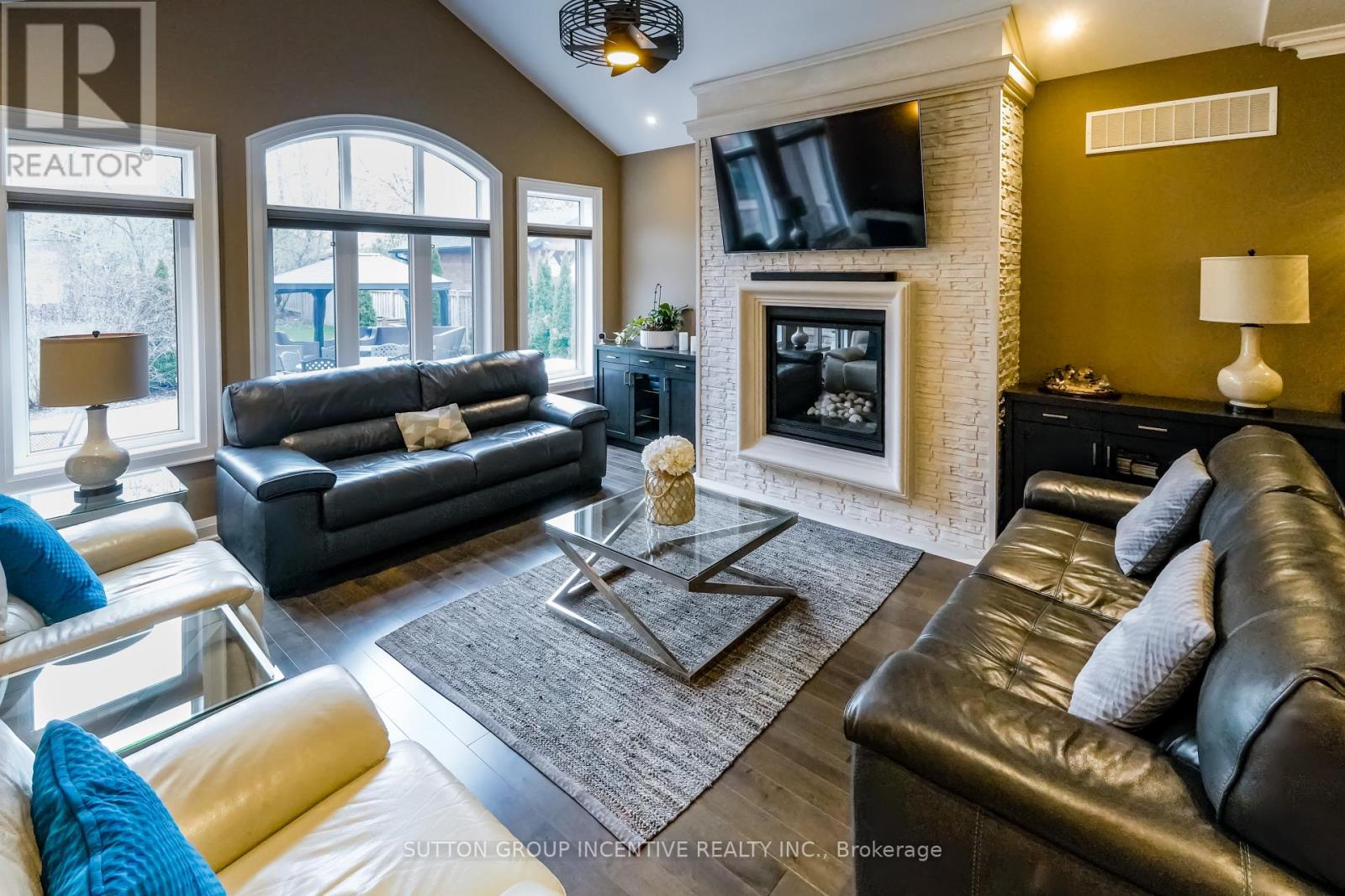Detached at 260 SUNNYBRAE AVENUE, Innisfil