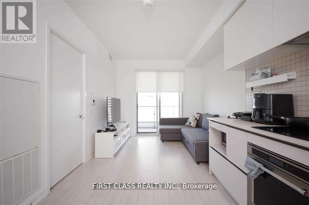 Apartment at 3703 - 950 PORTAGE PARKWAY, Vaughan (Concord)