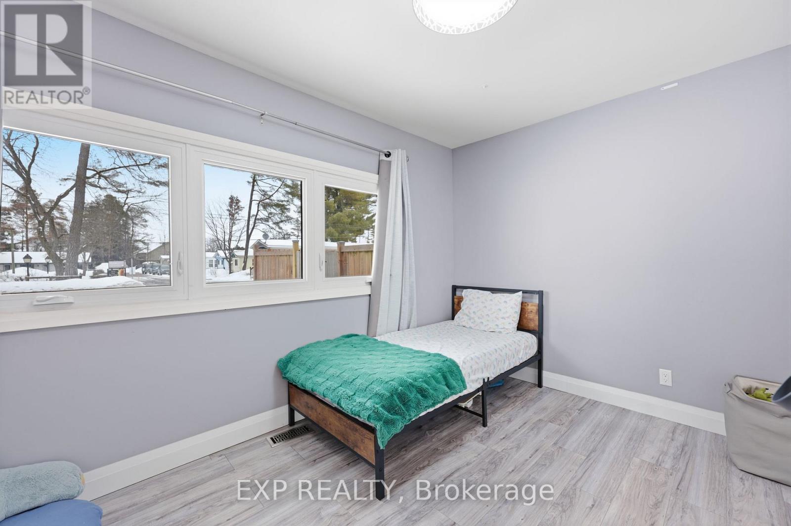 Detached at 22 CECIL STREET, Essa