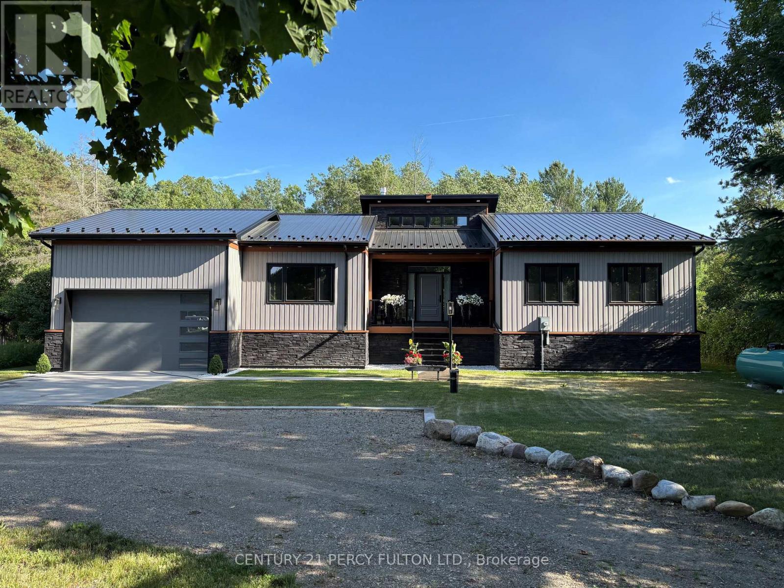 Detached at 9243 COUNTY ROAD 1, Adjala-Tosorontio (Hockley)
