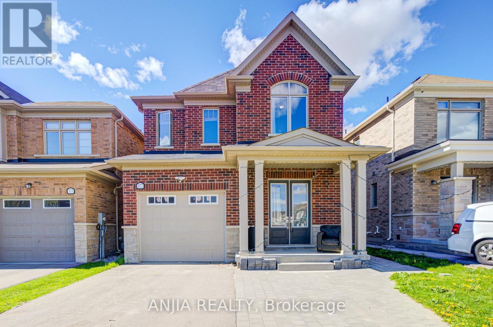 Detached at 377 BUSATO DRIVE, Whitchurch-Stouffville (Stouffville)