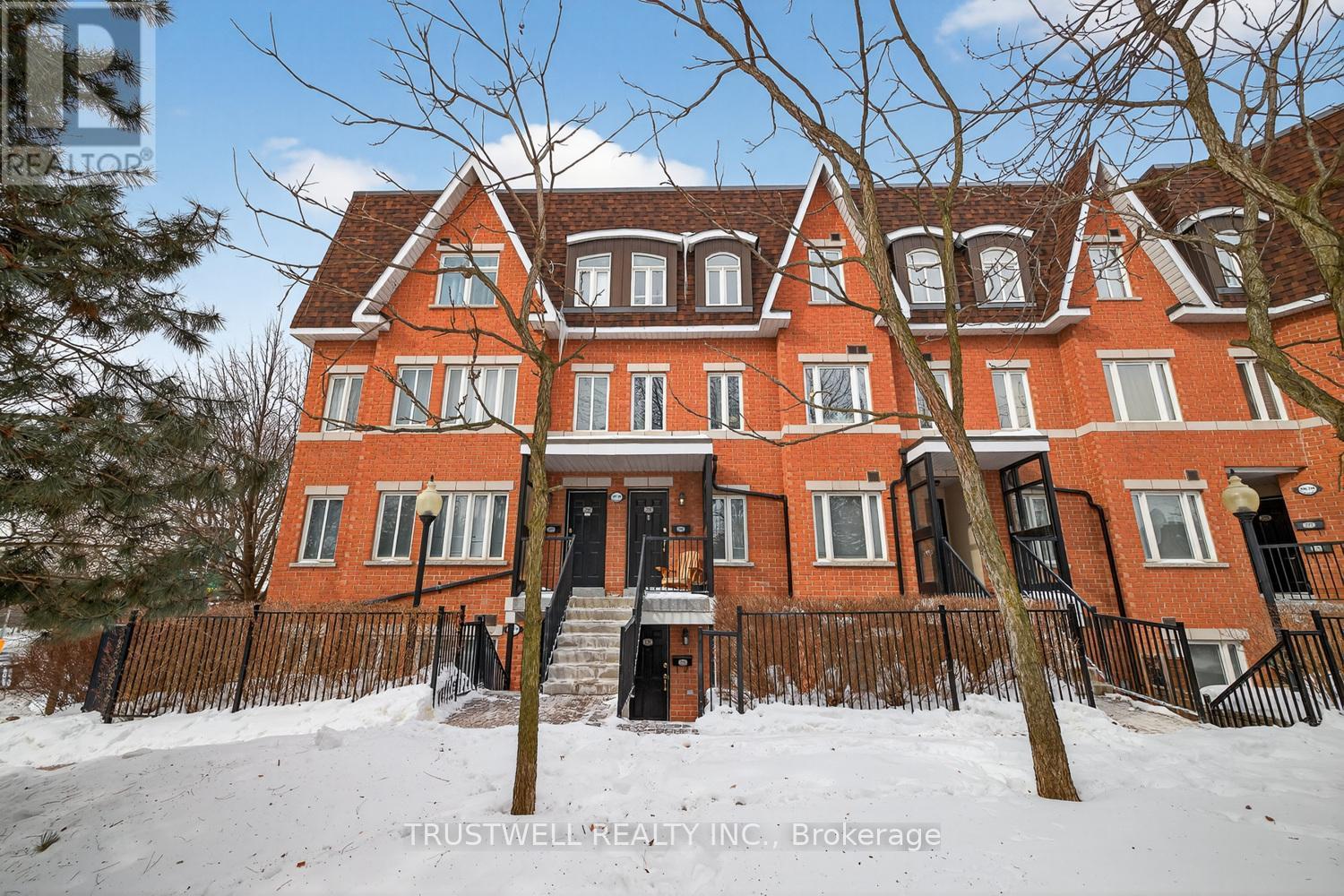 Townhouse at 298 - 306 JOHN STREET, Markham (Aileen-Willowbrook)