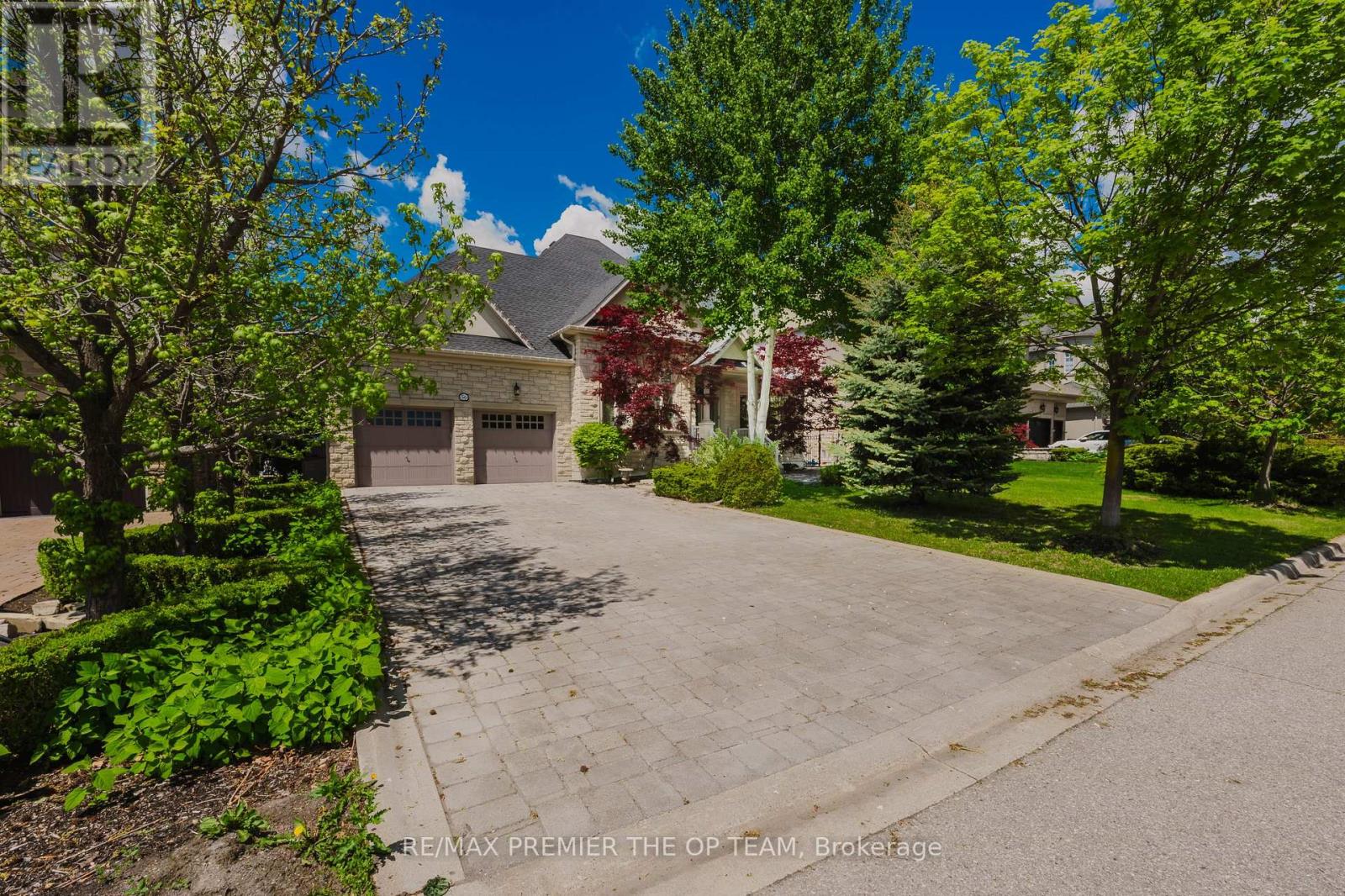 Detached at 56 PARK RIDGE DRIVE, Vaughan (Kleinburg)