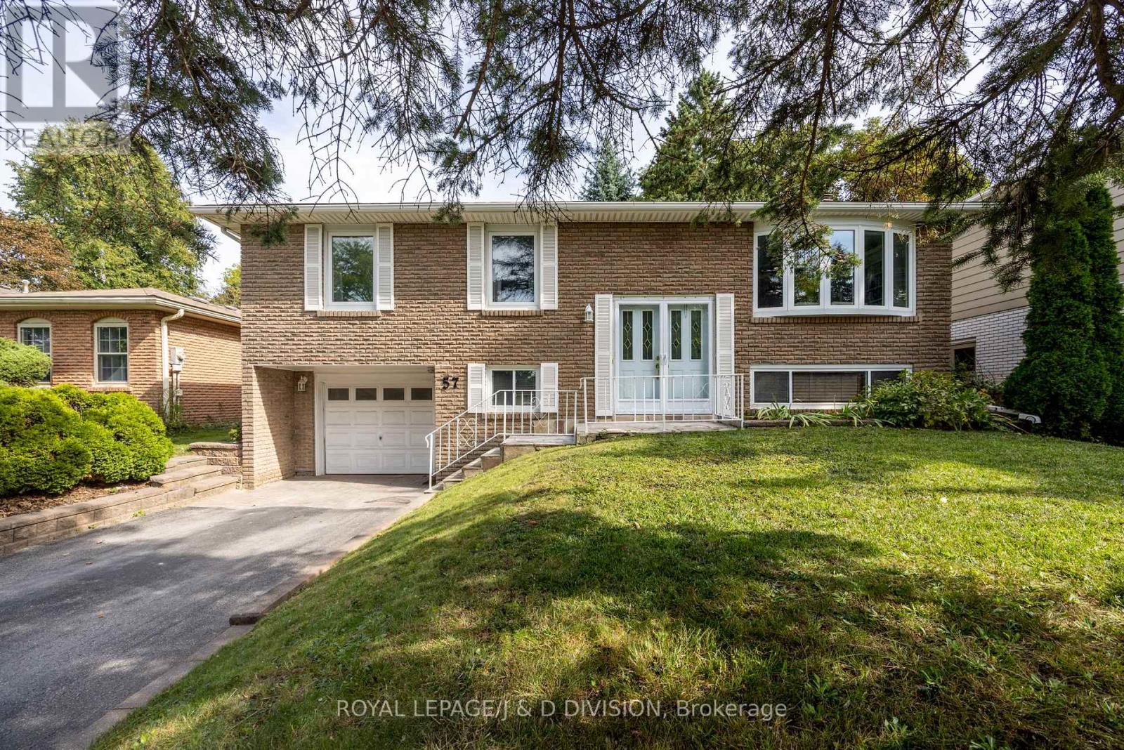 Detached at 57 ALEXANDER ROAD, Newmarket (Gorham-College Manor)