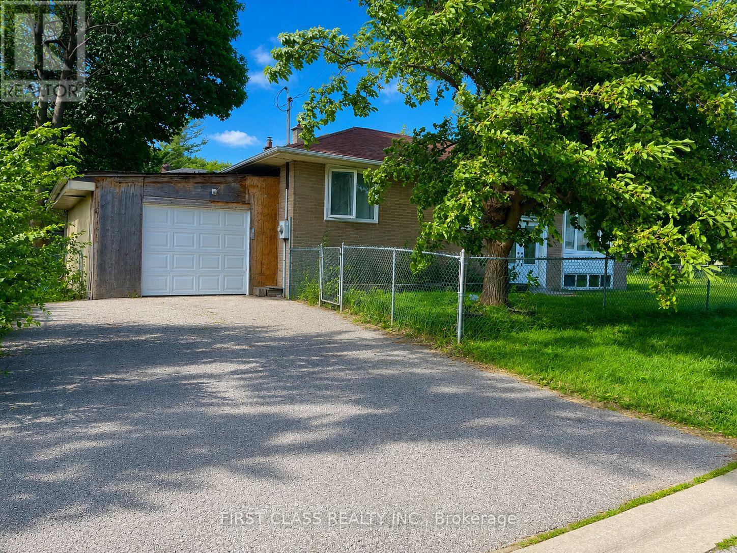 Detached at BSMT - 371 FESSERTON ROAD, Richmond Hill