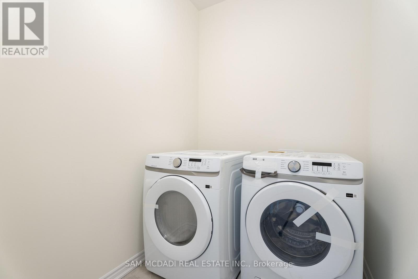 Townhouse at 52 FISH DRIVE, Aurora