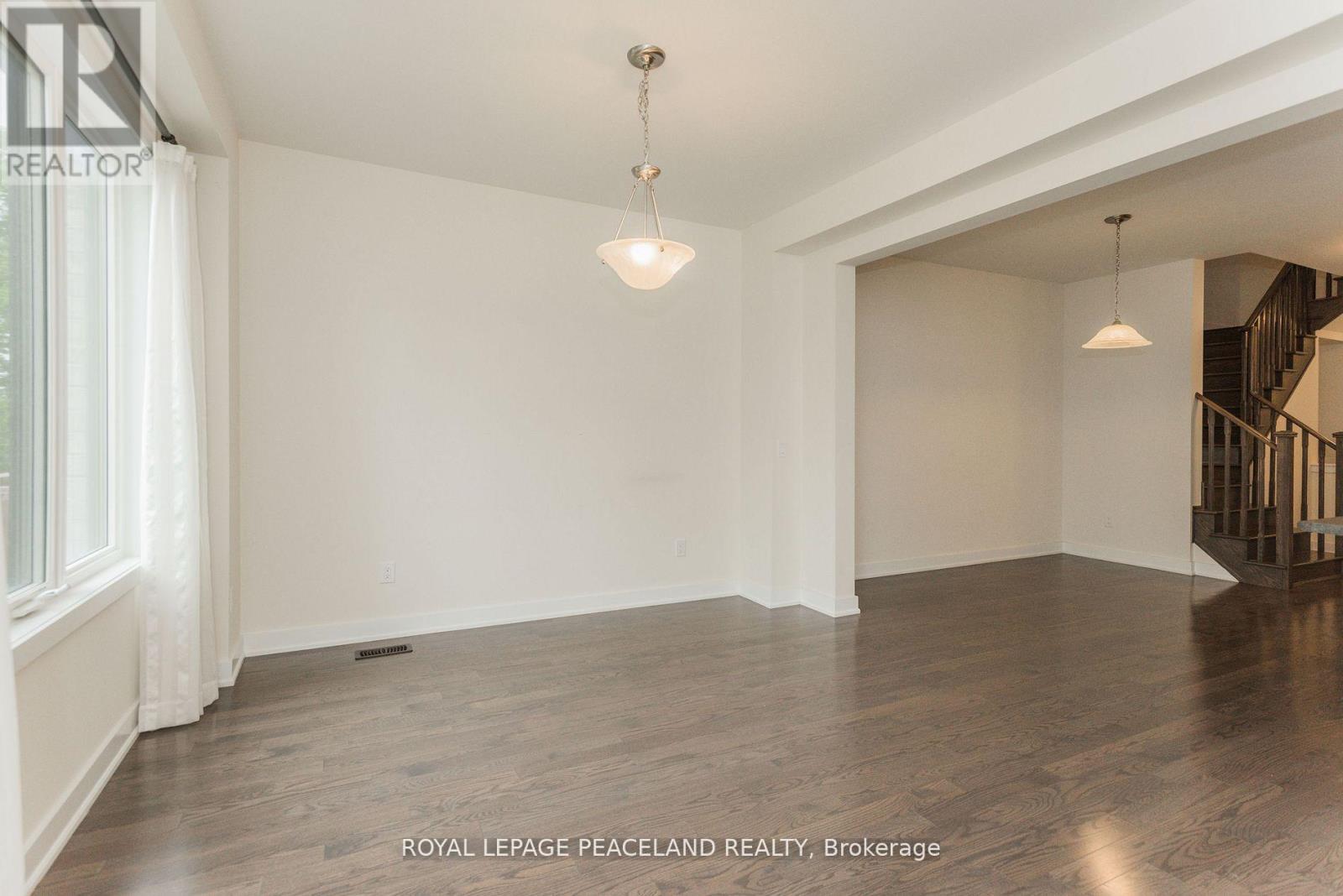 Townhouse at 41 DARIOLE DRIVE, Richmond Hill