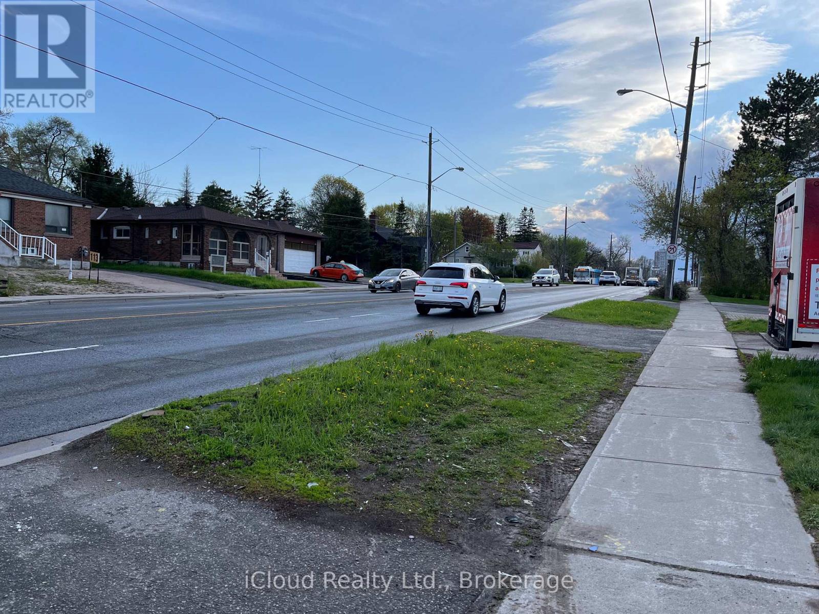 Detached at A (LOWER LEVEL) - 104 STEELES AVENUE E, Markham