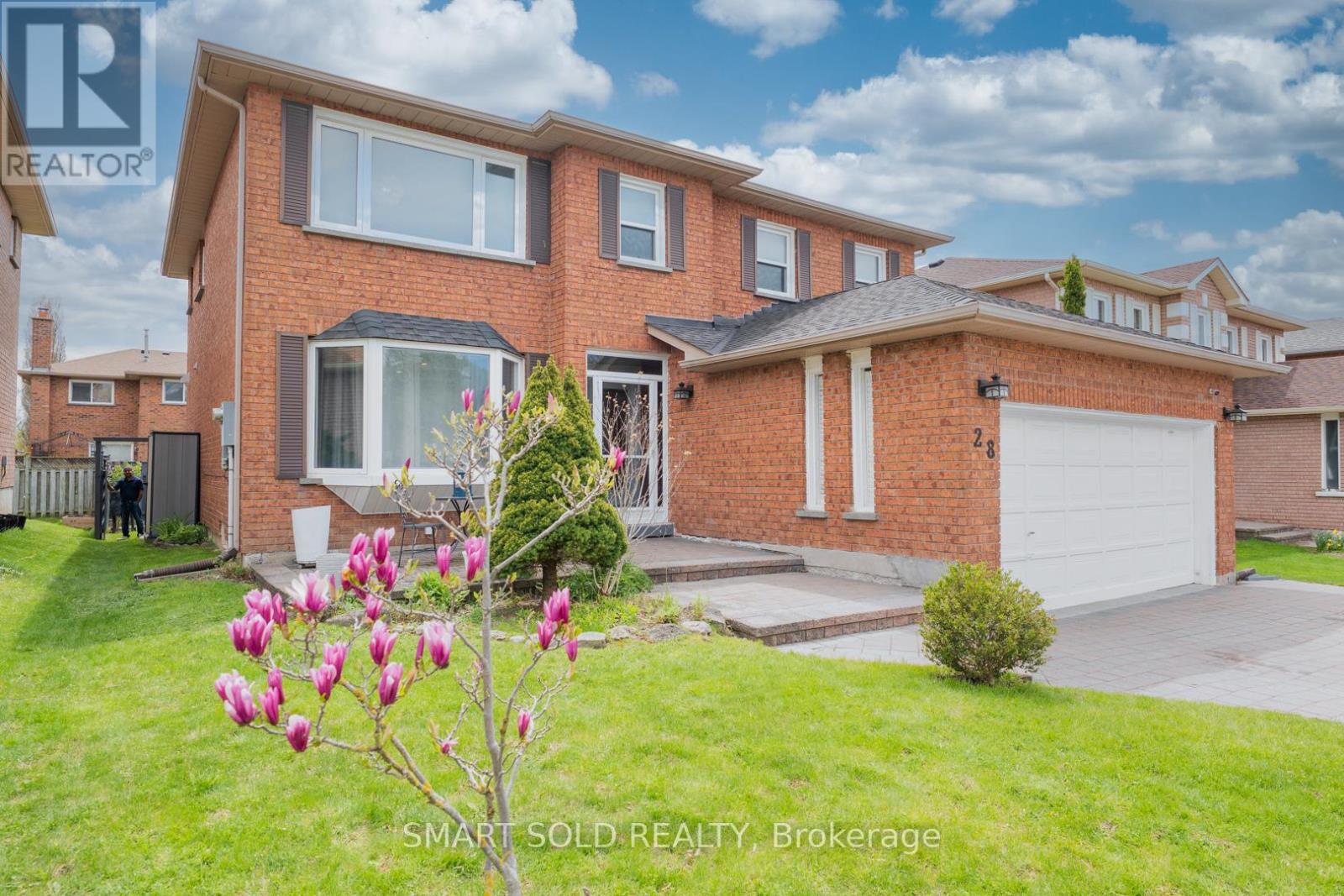 Detached at 28 WESTMINSTER DRIVE, Richmond Hill (Doncrest)