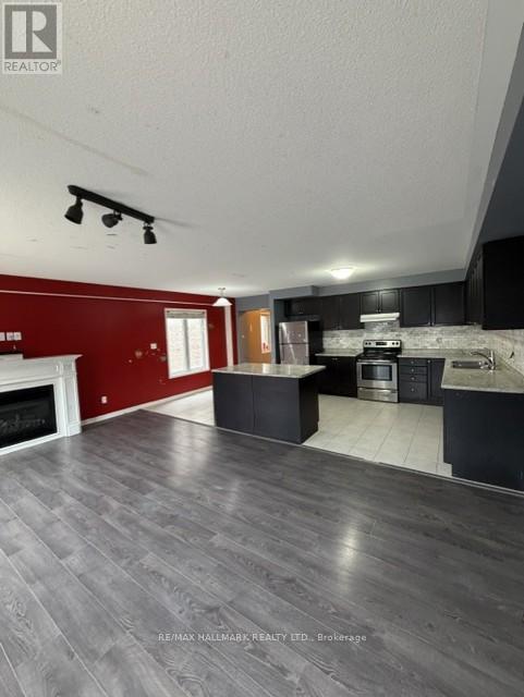 Semi-Detached/Link at 17 HOARD AVENUE S, New Tecumseth