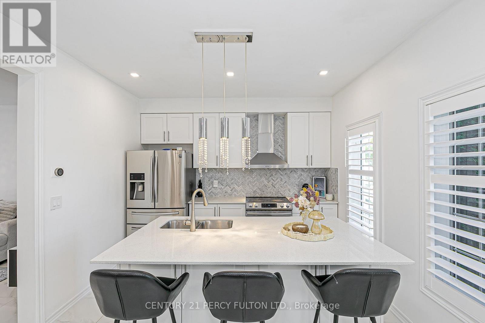 Townhouse at 29 VETTESE COURT, Markham