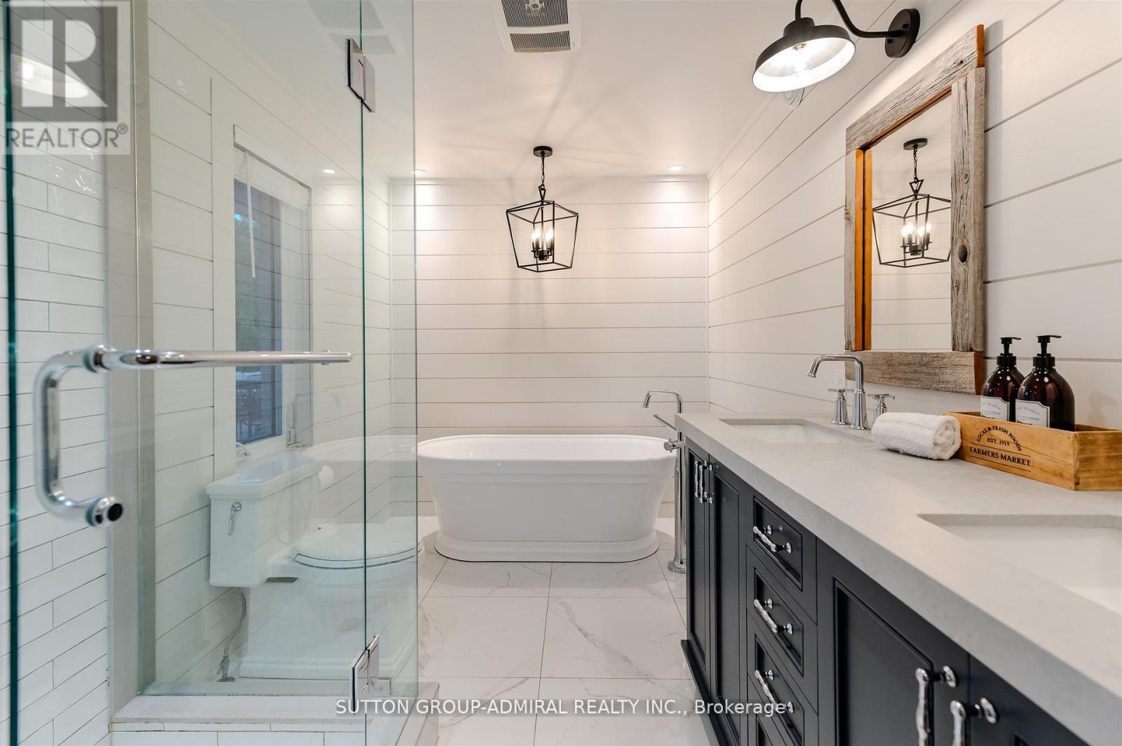 Detached at 250 DENNEY DRIVE, Essa