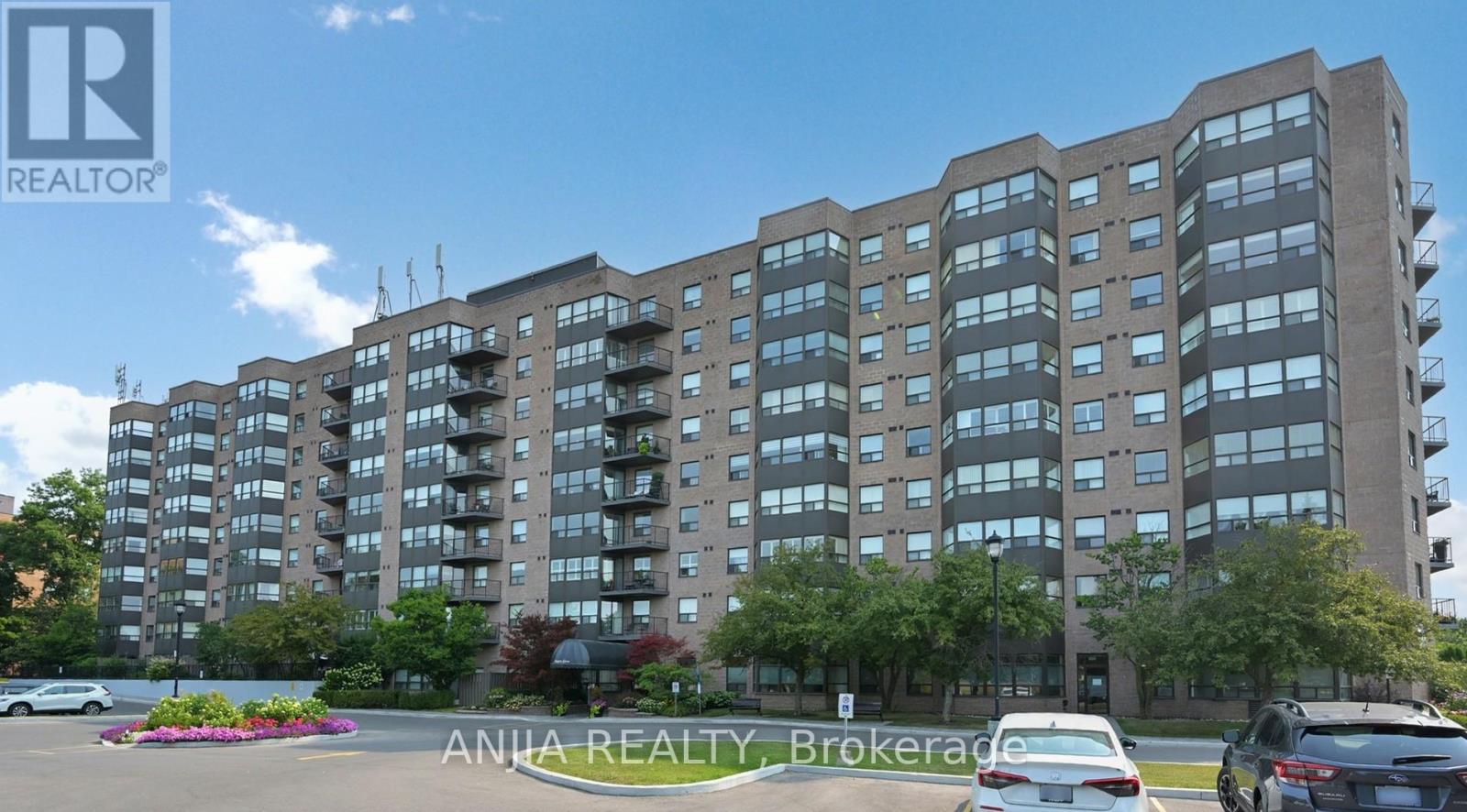 Apartment at 908 - 2 RAYMERVILLE DRIVE, Markham (Raymerville)